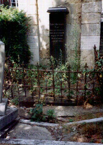 GRAVE9